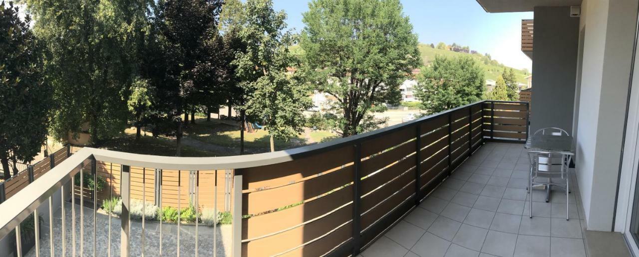 Residenza La Vedetta Apartment Алба Екстериор снимка