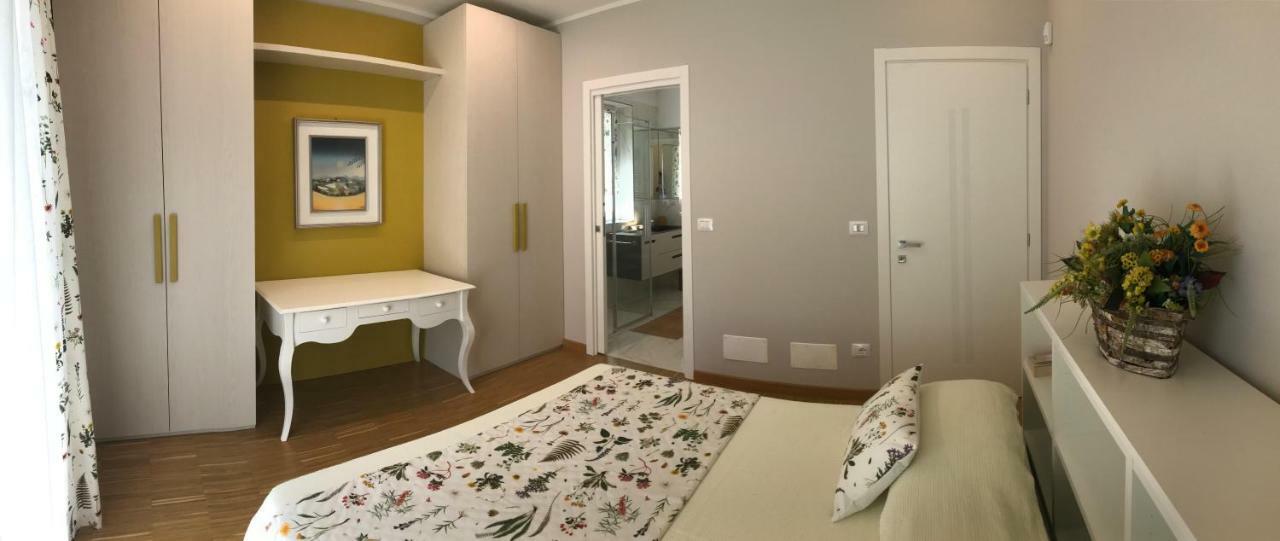 Residenza La Vedetta Apartment Алба Екстериор снимка