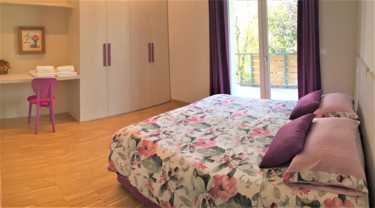 Residenza La Vedetta Apartment Алба Екстериор снимка